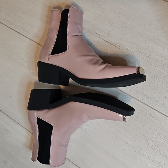 ASOS DESIGN Wide-Fit Cuban Heel Western Chelsea Boots Patent Pink 9W - Picture 5 of 12